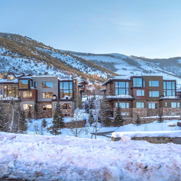 Residential homes near Park City, UT during the winter.
